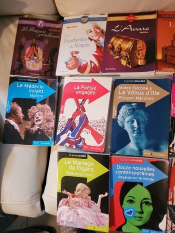 Livres de theatre moliere corneille voltaire.....