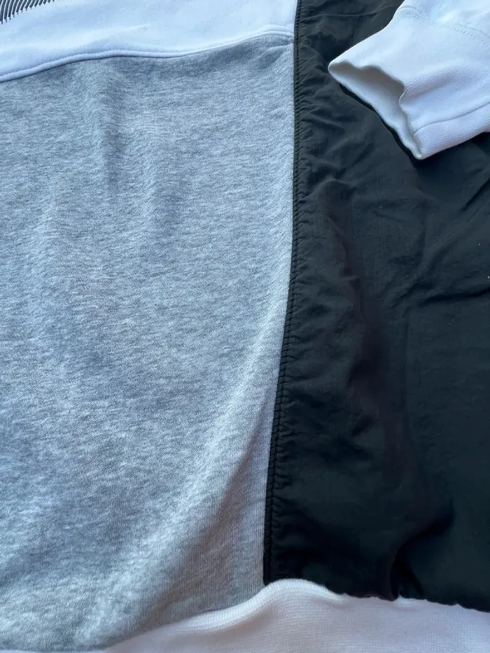 Pull Nike rétro blanc/noir taille S - photo numéro 3