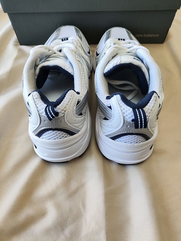 New Balance 530 White Silver Navy - Taille 43 - photo numéro 4