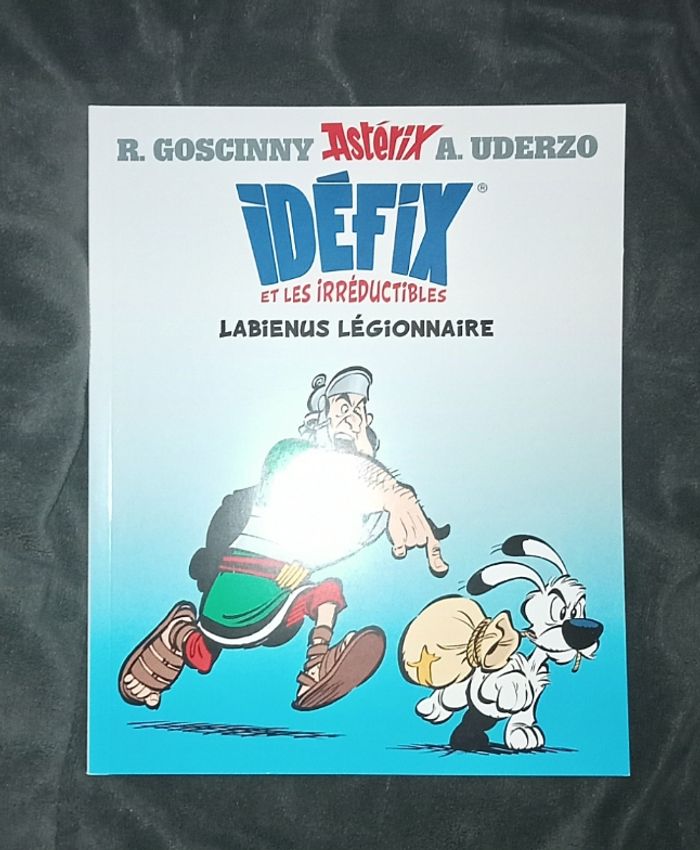 Livre macdo Idéfix neuf