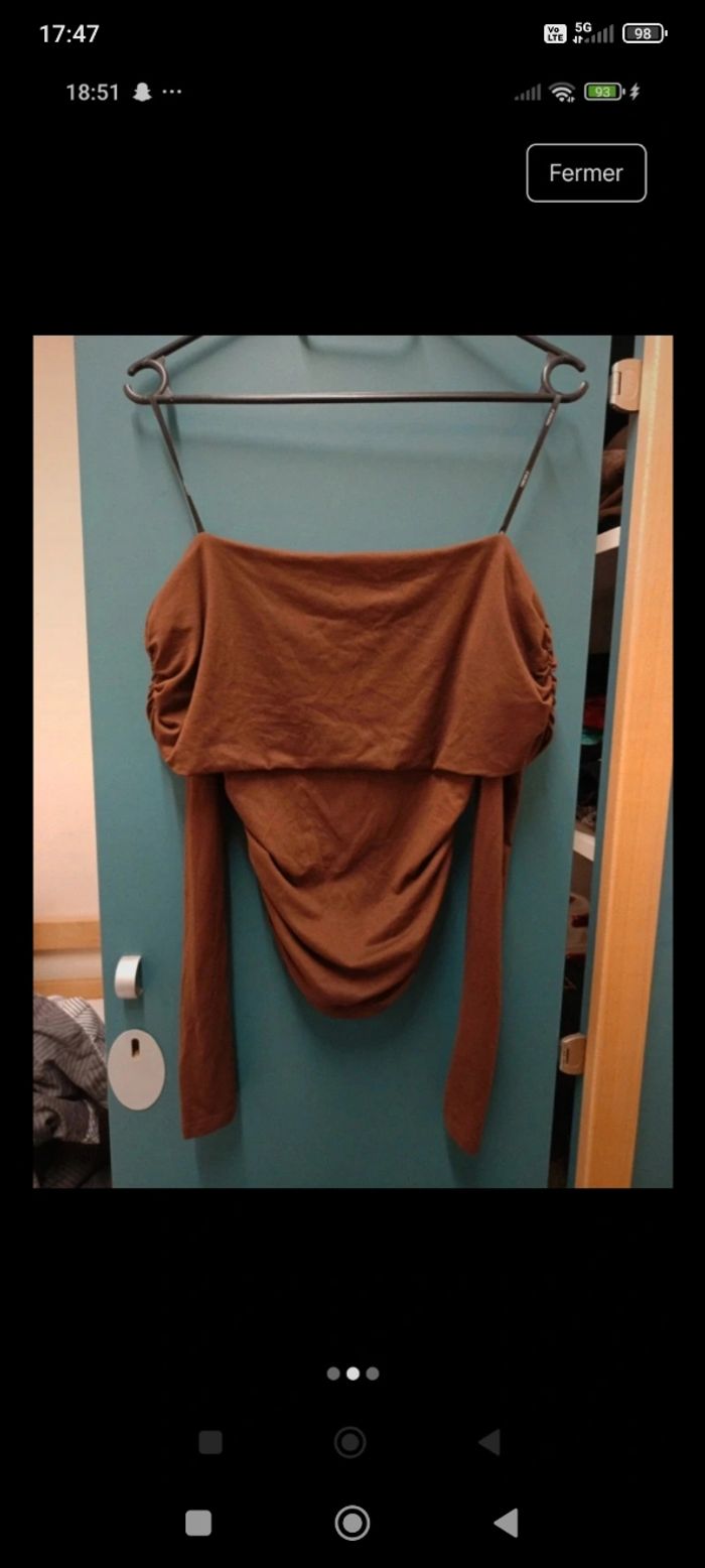 Haut manche longue épaule dénudé - photo numéro 3