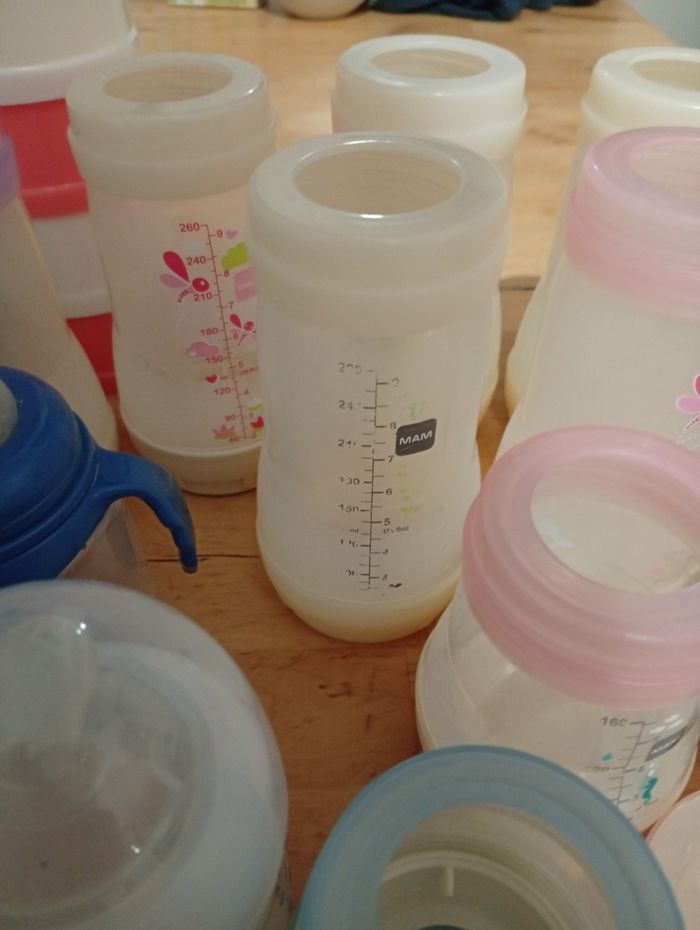 Lot de biberons vaisselles bébé (36 pièces) - photo numéro 3