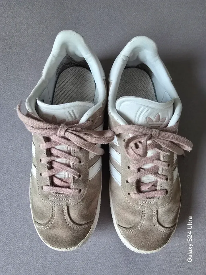 Adidas Gazelle Beige & Rose - Très bon état - Pointure 34 - photo numéro 3