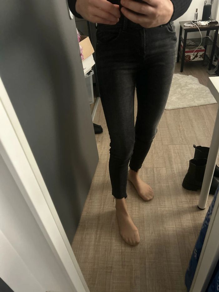 Jean Zara gris foncé taille basse 36 - photo numéro 2