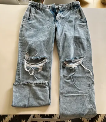 Jeans à trou, Bershka Taille 44