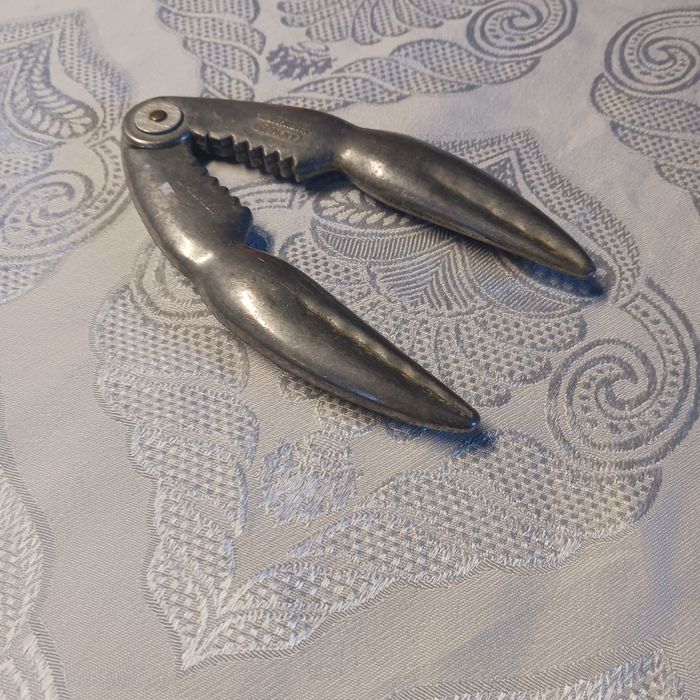 Pince à crustacés