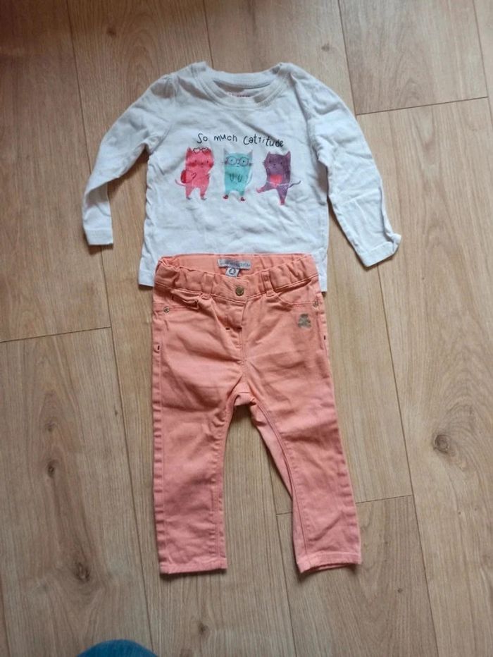 Ensemble pantalon et t-shirt manches longues