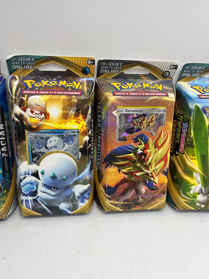Lot de 4 deck Pokémon neuf avec 60 cartes chacun Épée et bouclier tenebre embrassées clash des rebelles EB02 et EB03 Neuf - photo numéro 3