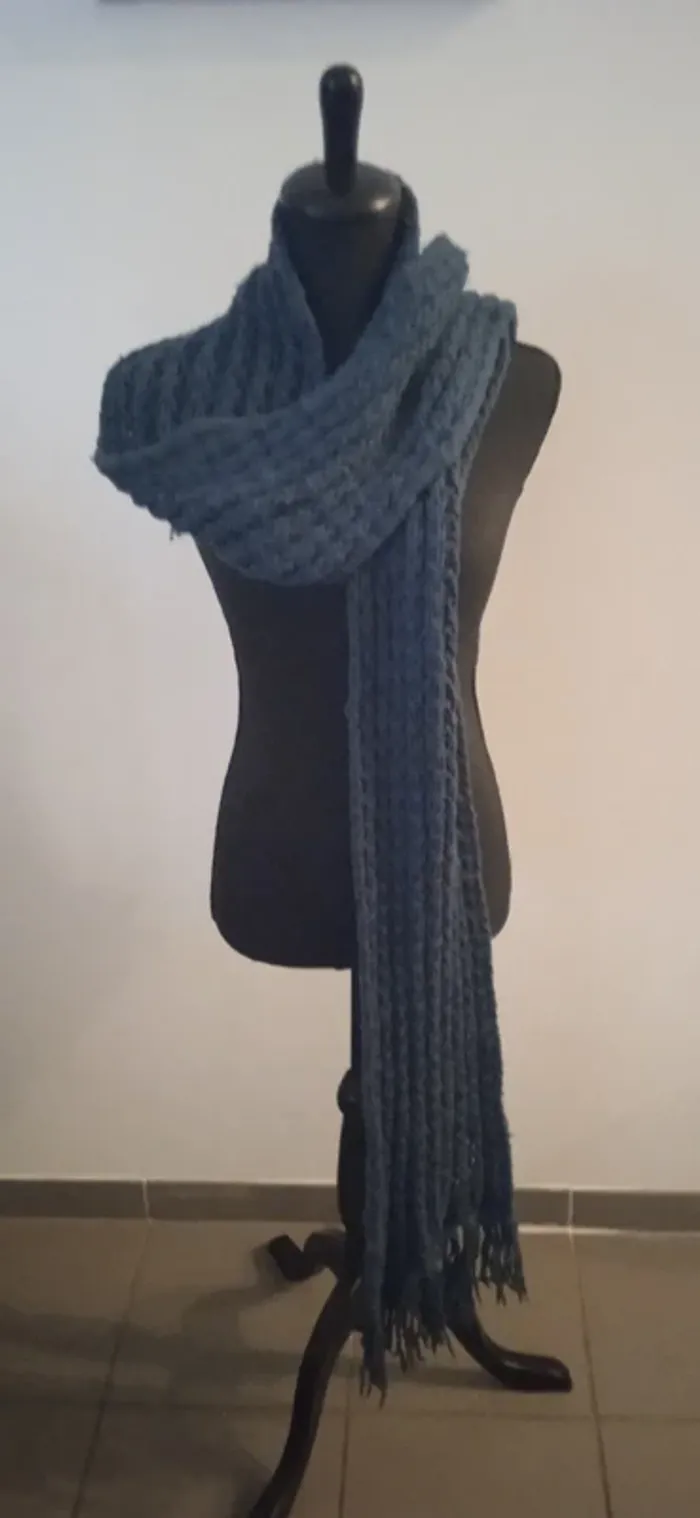 Echarpes longue en laine tricoté unisex - photo numéro 3