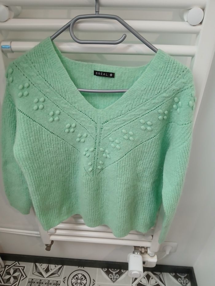 Pull femme court col V