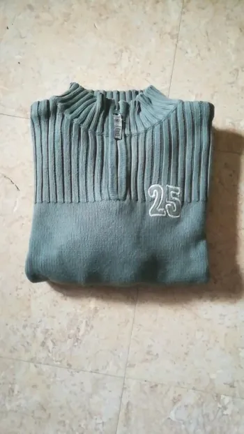 Pull 8 ans