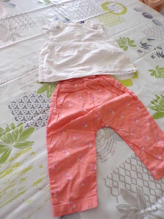 Lot 21 de vetement 6 mois - photo numéro 3