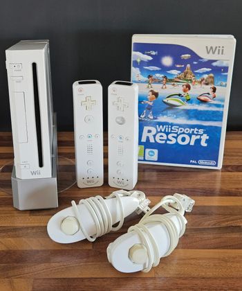 Nintendo wii - Pack Wii Sports Resort - Très Bon état 