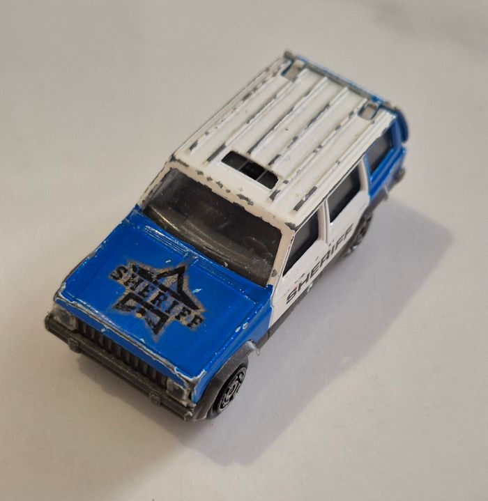 Majorette n224 jeep cherokee voiture police 1/60