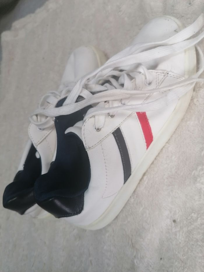 Baskets 💙🤍❤️ mixtes 37 - photo numéro 4