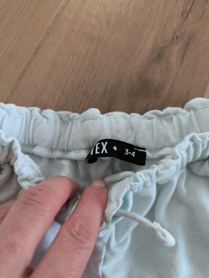 Short 3/4 ans - photo numéro 3