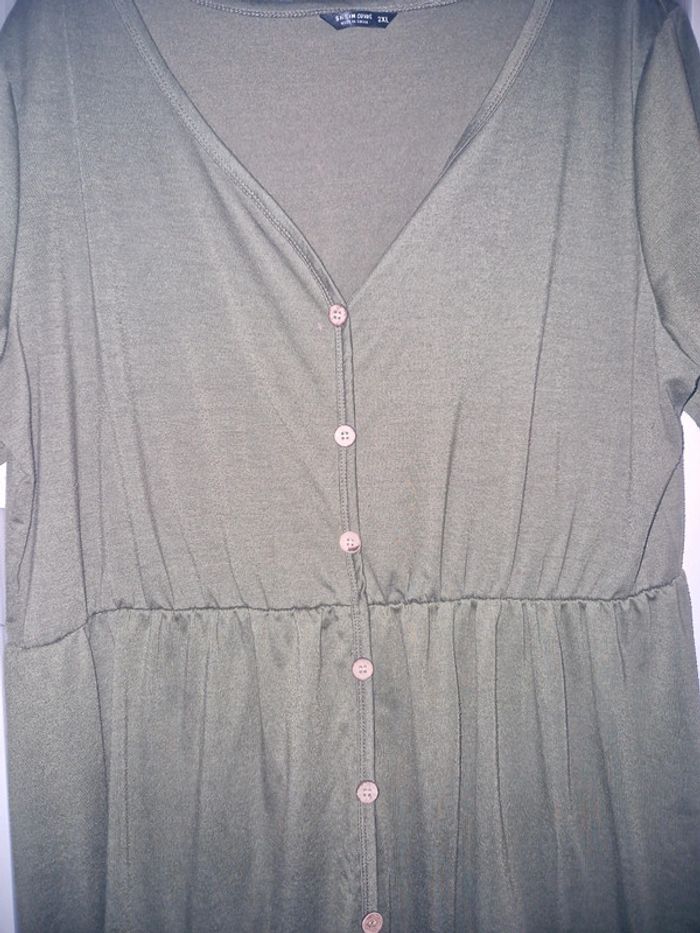 Robe verte militaire - photo numéro 2