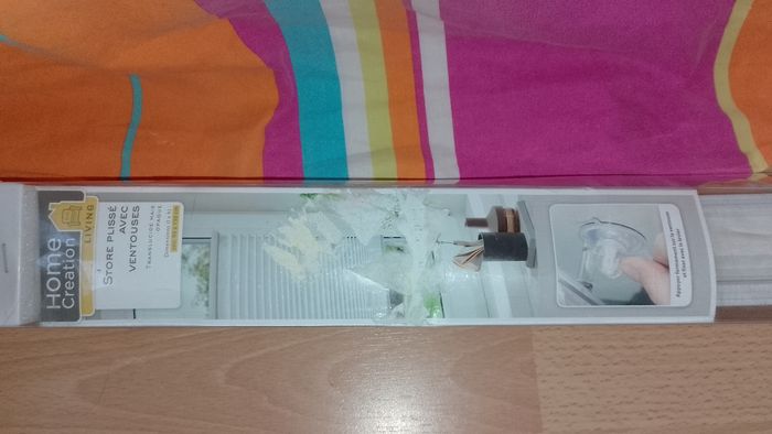 Store plissé avec ventouses - photo numéro 2