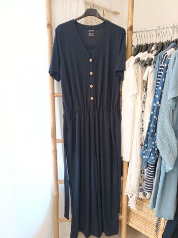 Jolie combinaison fluide bleu marine avec boutons bois Esmara taille M