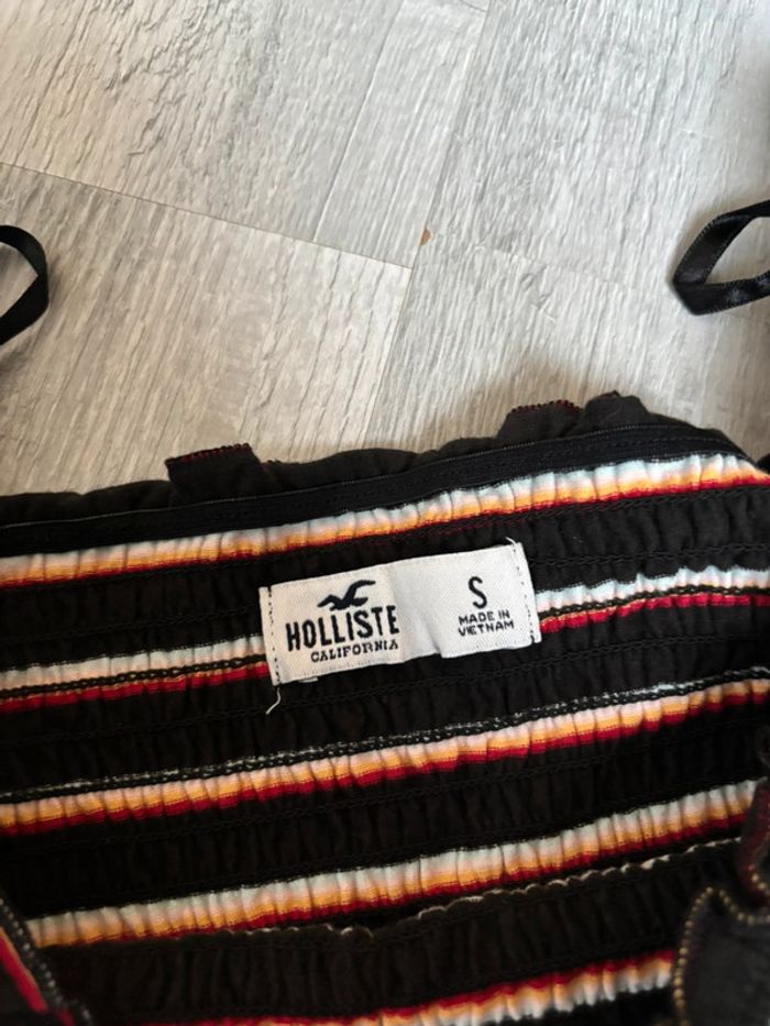 Robe noire à rayures épaules dénudées - Hollister - Taille S - Neuve - photo numéro 2