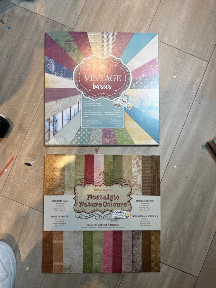 Lot papiers scrapbooking neufs