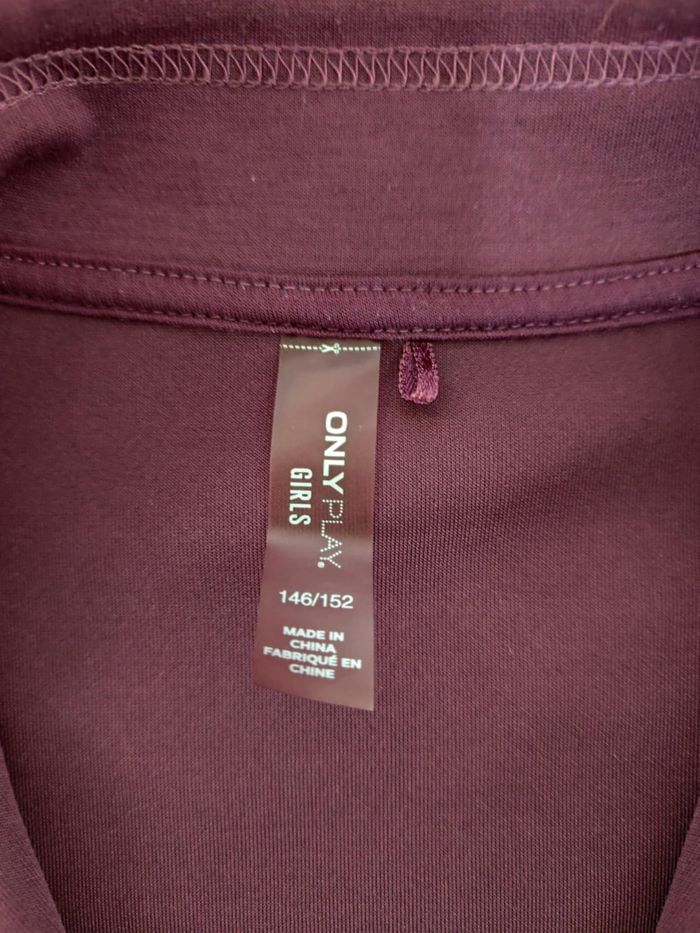 Sweat zippé Only Play Girls , 11/12 ans , très bon état - photo numéro 2