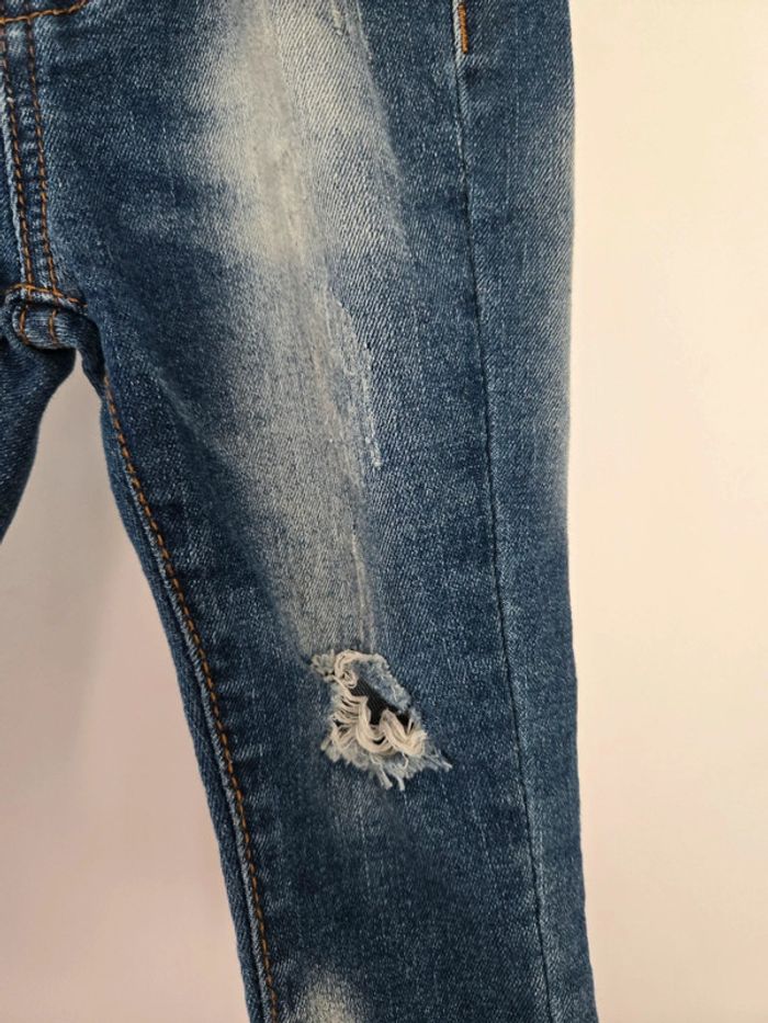 Ensemble T-shirt et jean / Kiabi et Shein 12 mois 👦 - photo numéro 8