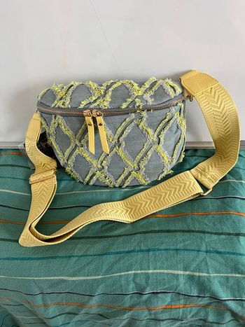 Sac banane bleu et jaune 