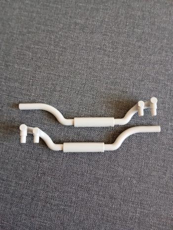 Vehicle,exhaust pipe