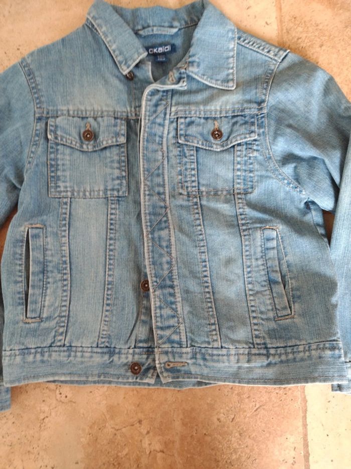 Blouson en jean en 6 ans - photo numéro 3