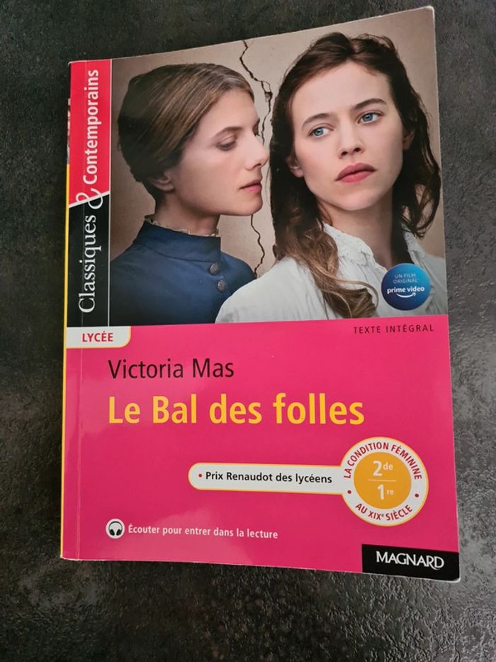 Le bal des filles Victoria Mas