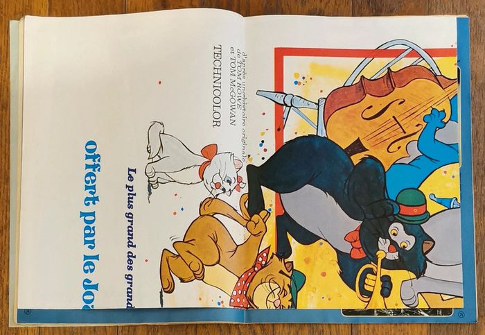 Ancien journal de mickey avec poster géant Les Aristochats 1982 N°1584 vintage - photo numéro 3