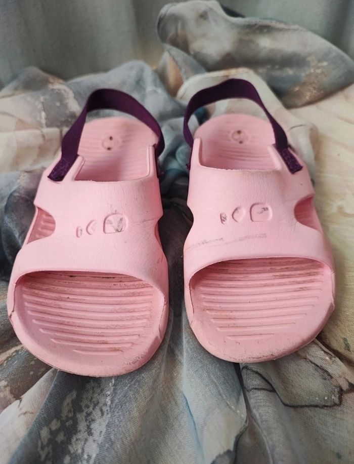 Claquettes piscine 25-26