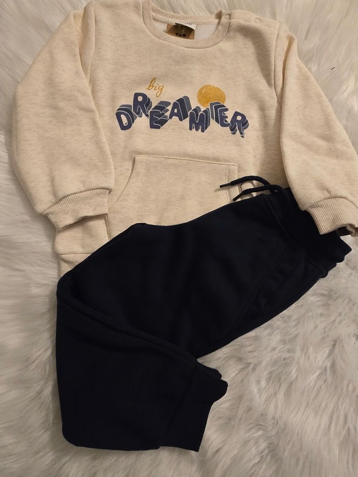 NEUFS (non portés) 🏷🏷💙💙😍 superbe ensemble sweat et pantalon molleton 36mois/3ans garçon 💙💙😍 - photo numéro 5