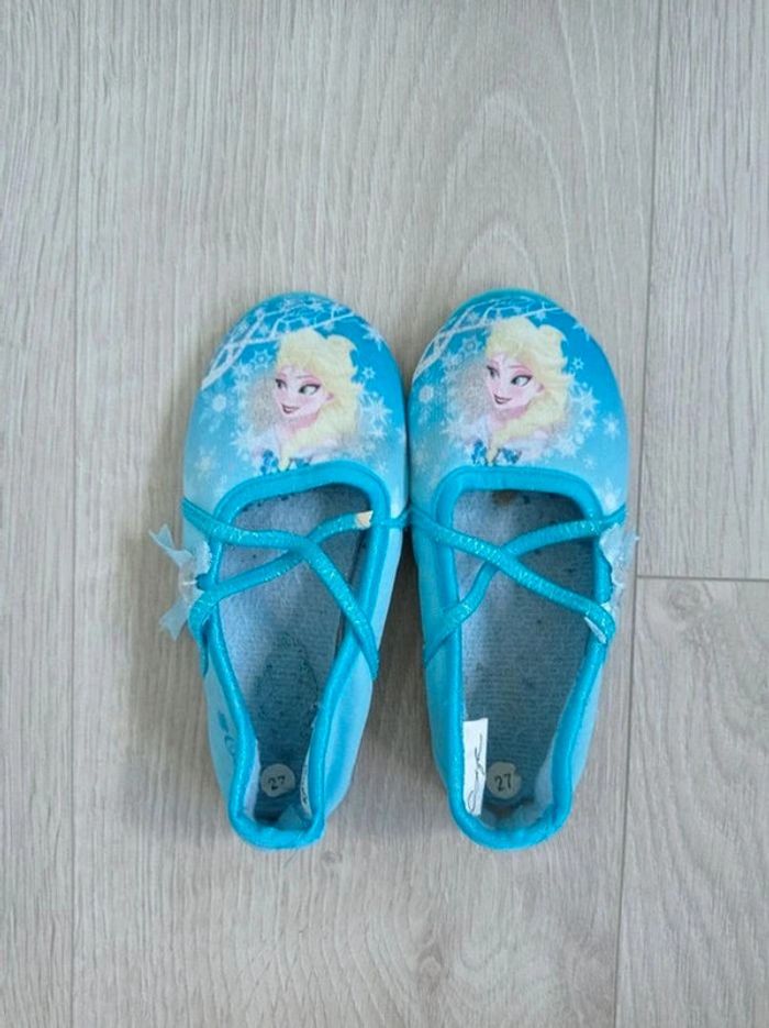 Chaussons bleus 'La reine des neiges ' 27