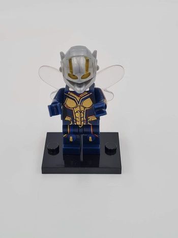 Minifigurine La guepe V2