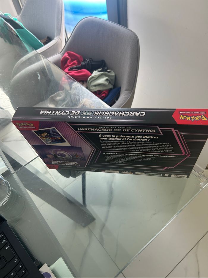 Coffret Carchacrok de Cynthia - Pokémon - photo numéro 3