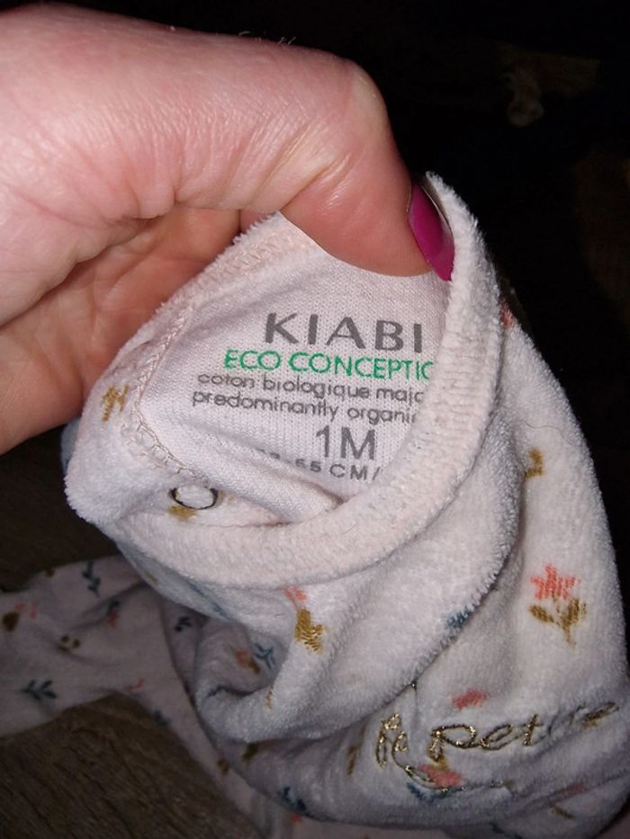 Lot 2 pyjama 1 mois - photo numéro 4