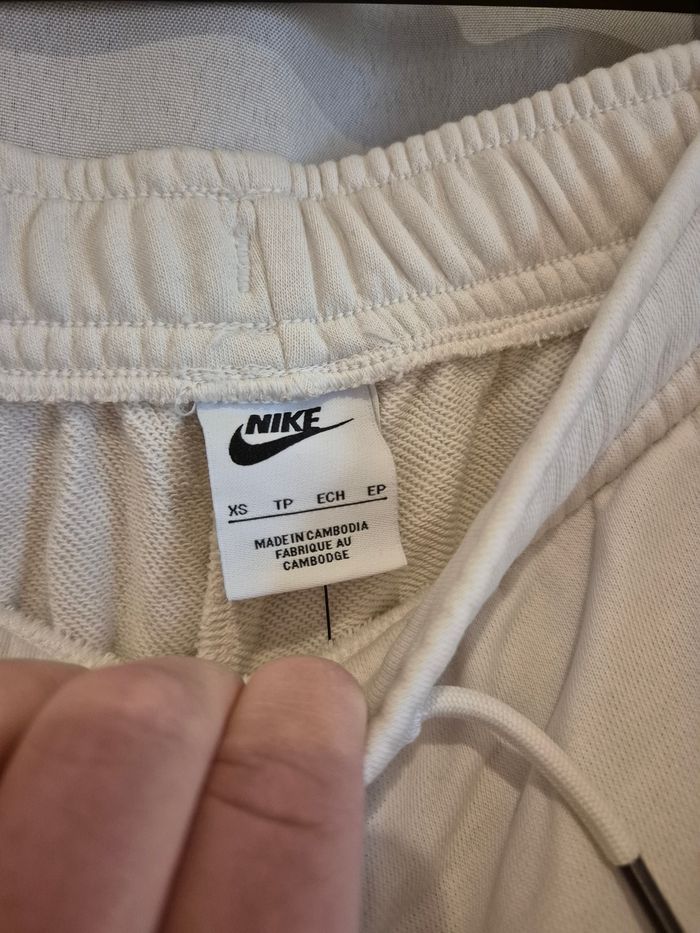 survêtement jogging nike blanc neuf avec étiquette - photo numéro 4