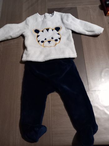 Pyjama chaud