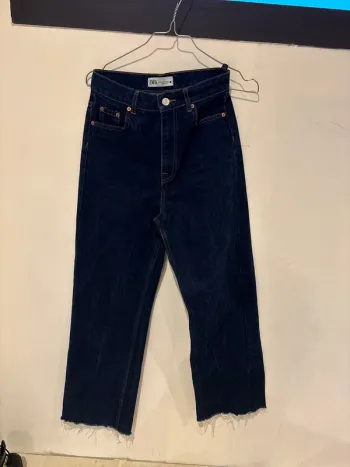 Jeans large Zara taille 34