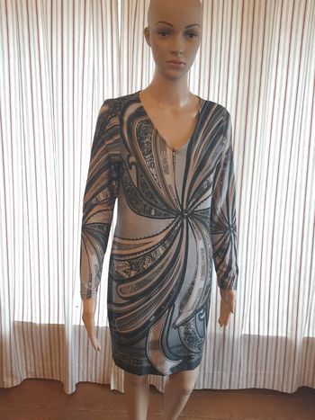 Jolie Robe Batida doublé taille fr 36