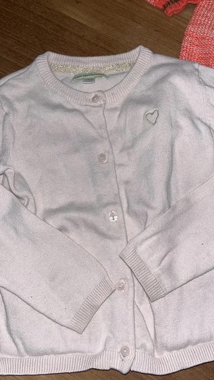 Lot 3 gilet 3/4 ans - photo numéro 3