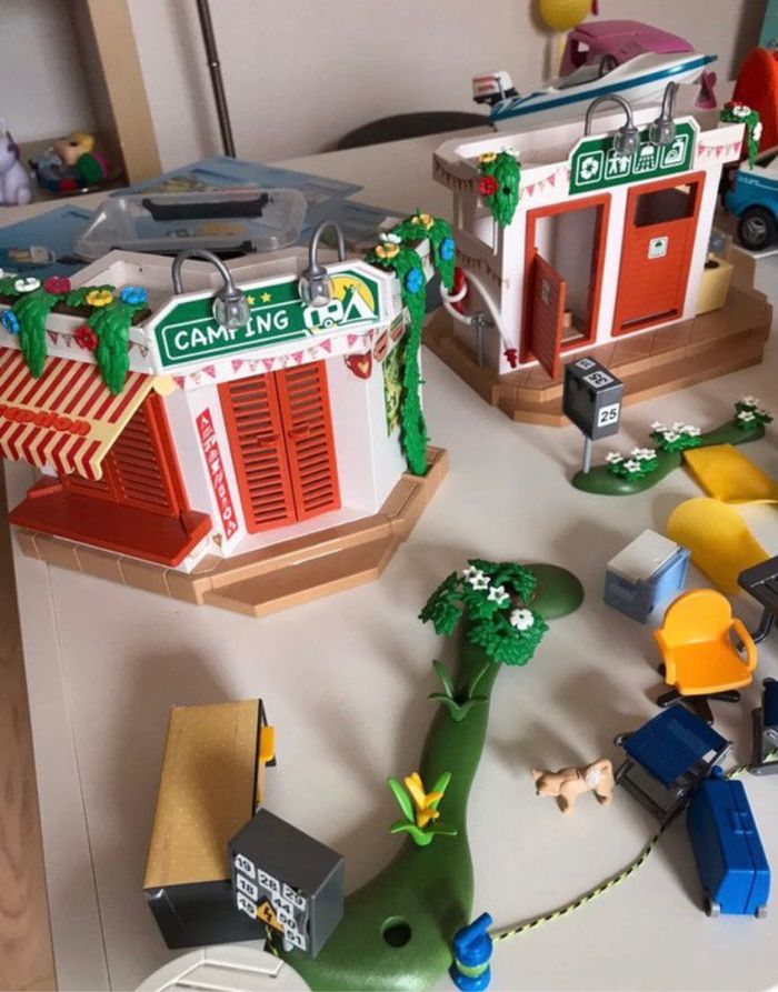 Lot Camping 5432 -5437- 5434-70089- 6864-9054-70093-9426 Playmobil - photo numéro 8