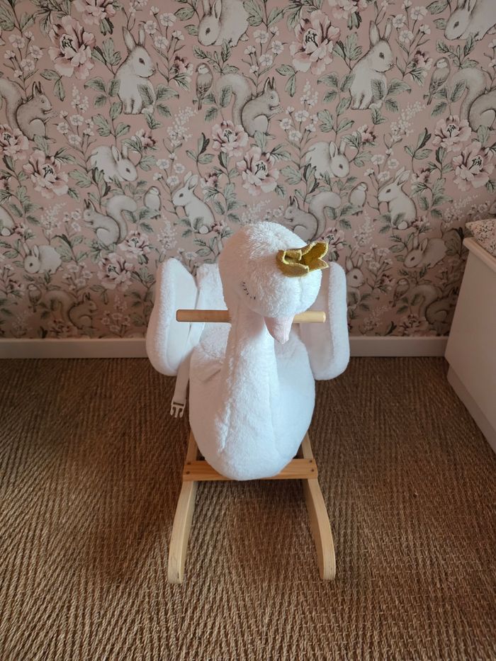 Joli cygne à bascule - photo numéro 2
