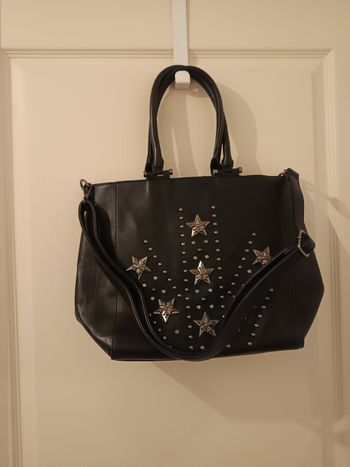 Sac à main bandoulière et anses