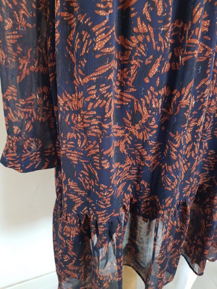 Robe marine à motifs marrons et jaunes. Deeluxe Women. Taille XL, 53cm aux aisselles, 92cm de haut. - photo numéro 2