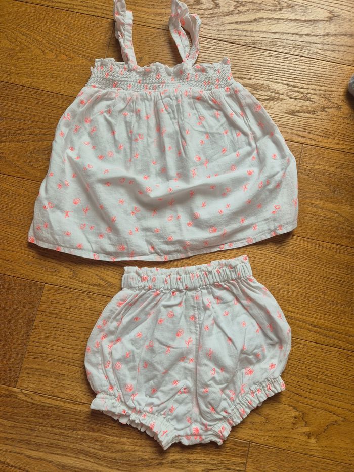 Robe neuve et son bloomer 3 mois