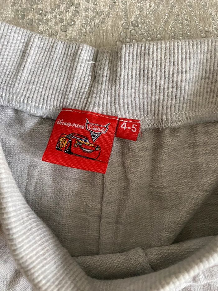 Disney pixar Short cars taille 4/5 ans - photo numéro 3
