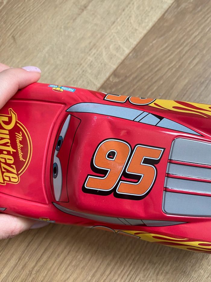 Boîte en métal flash mc Queen Cars 3 disney - photo numéro 2